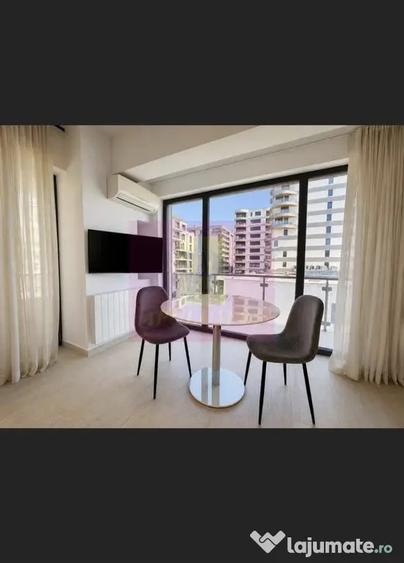 Apartament cu 2 camere decomandat în Nord