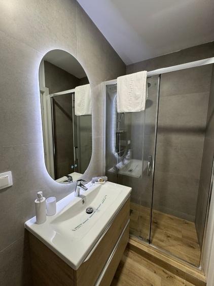 Apartament cu 3 camere decomandat, mobilat în Nord