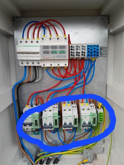 Casă cu 4 camere cu Teren 1728 Mp în Mârșa