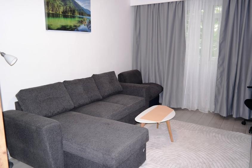 Apartament cu 2 camere decomandat în Brâncoveanu