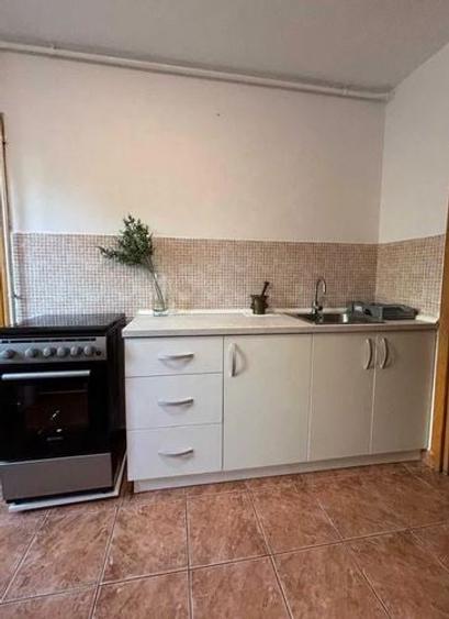 Apartament cu 3 camere decomandat în Calea Călărașilor