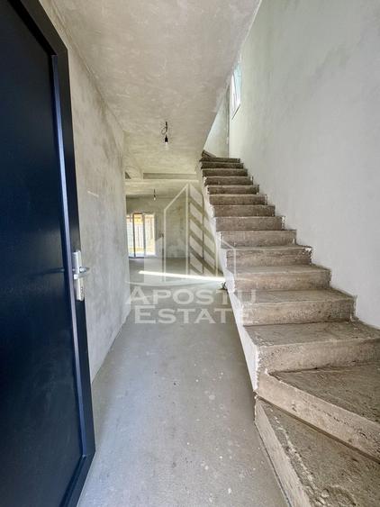 Duplex cu 4 camere cu Canalizare în Giroc