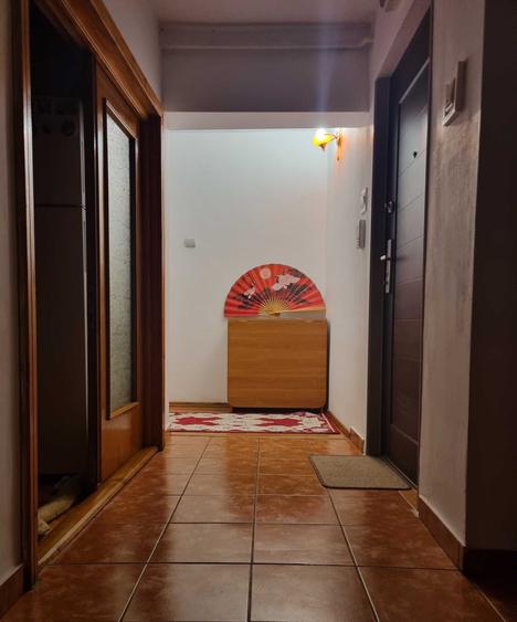 Apartament cu 3 camere decomandat în Nord