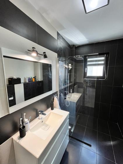 Apartament cu 3 camere decomandat în Bună Ziua