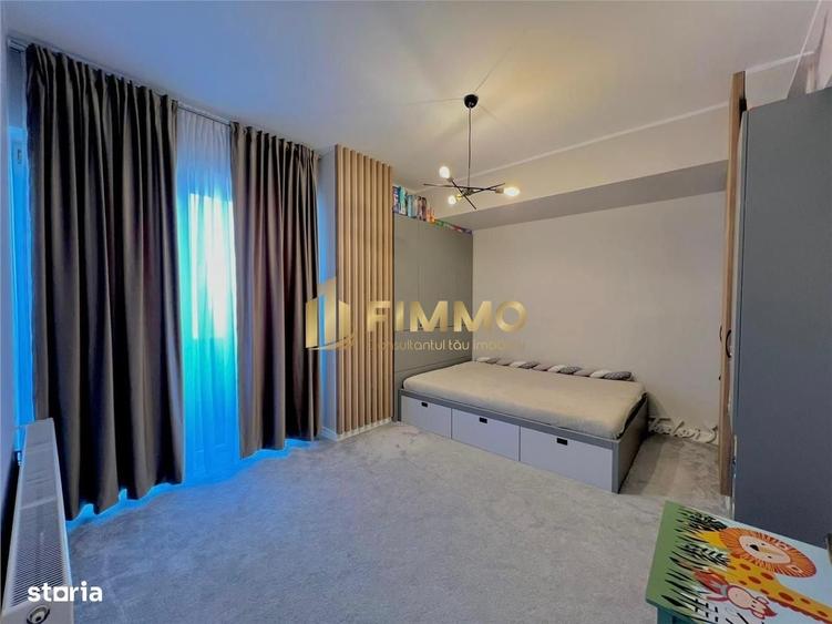 Apartament cu 3 camere semidecomandat în Paltin