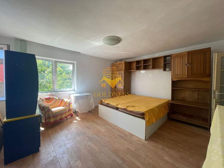 Apartament cu 2 camere decomandat în Gruia