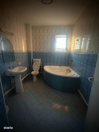 Casă cu 3 camere în Central