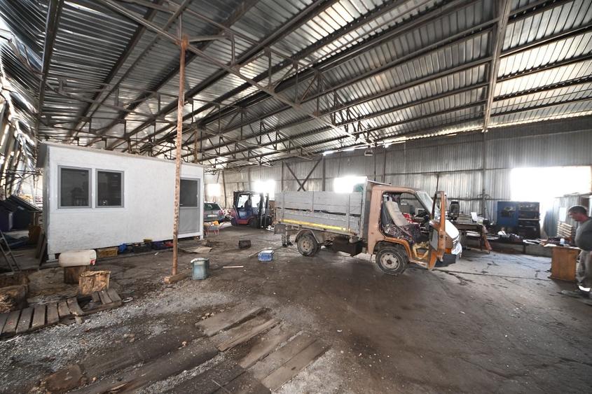 Spațiu industrial, de 1,193 mp, în Smârdan