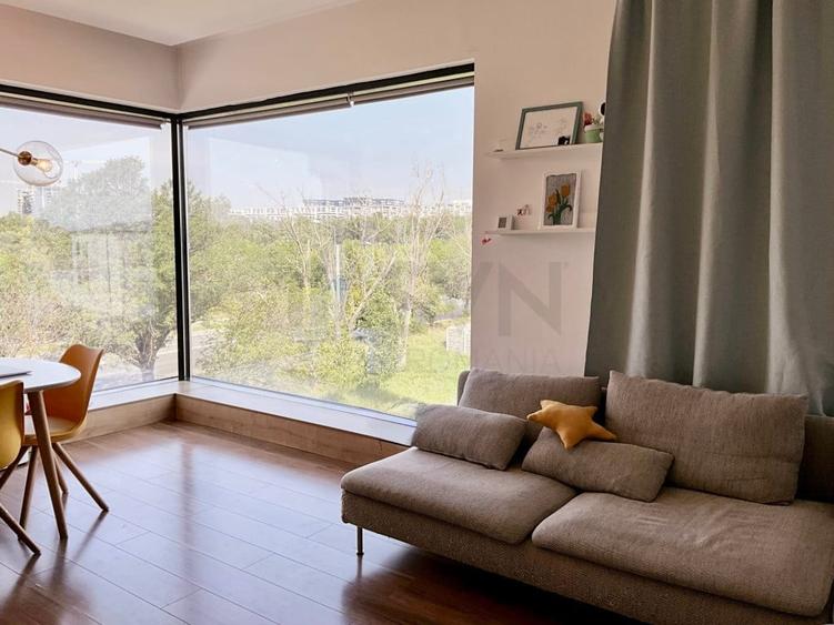 Apartament cu 4 camere decomandat în Lacul Tei