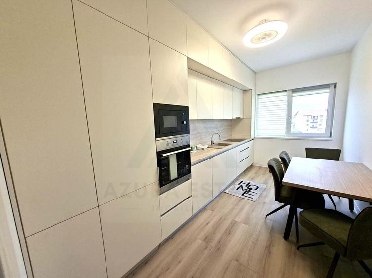 Apartament cu 3 camere decomandat, mobilat în Șelimbăr