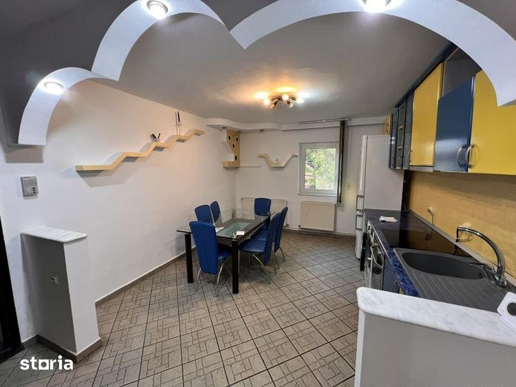 Apartament cu 3 camere decomandat în Mihai Viteazul