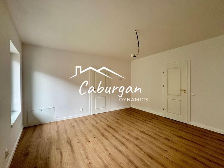 Apartament cu 4 camere în Central
