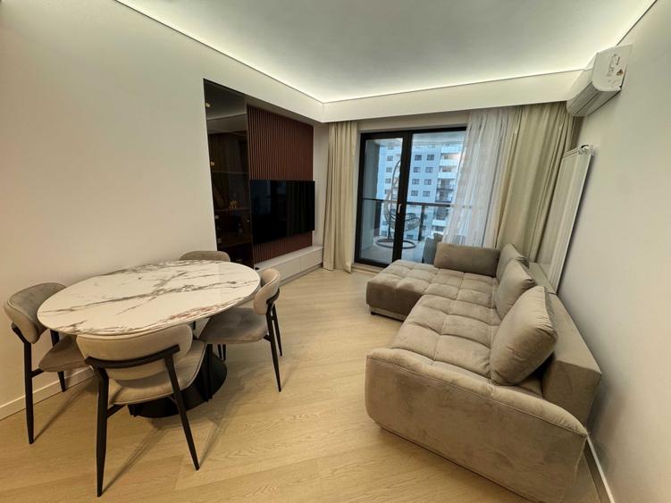 Apartament cu 2 camere decomandat în Central