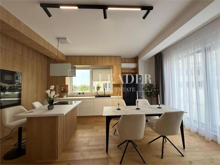 Apartament cu 4 camere decomandat în Iancu Nicolae