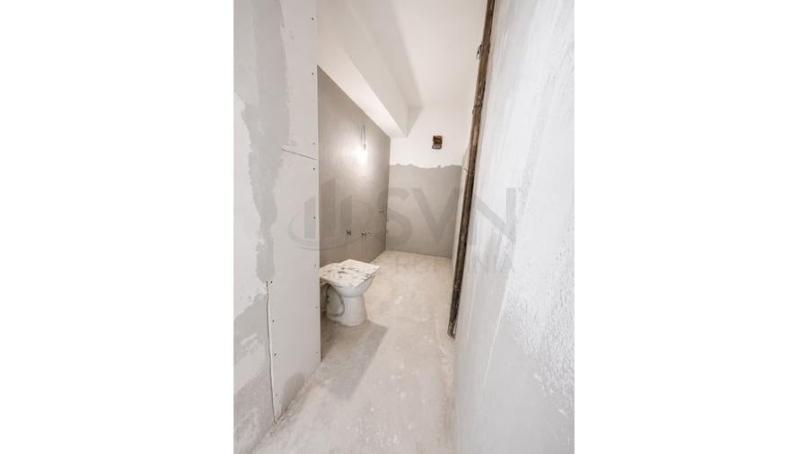 Apartament cu 2 camere decomandat, mobilat în Calea Victoriei