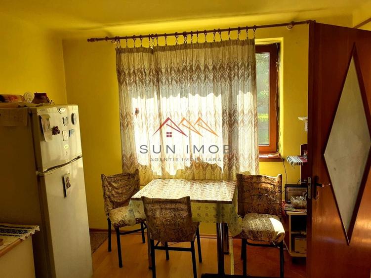 Casă individuală cu 2 camere cu Canalizare în Ultracentral