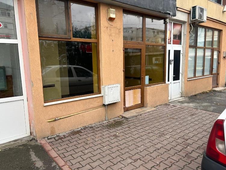 Spațiu comercial, de 100 mp, în Central