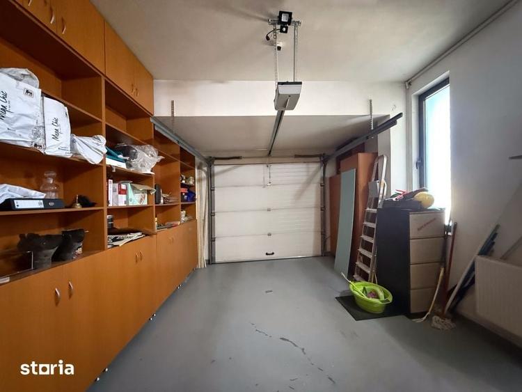 Casă cu 4 camere cu Teren 440 Mp în Est