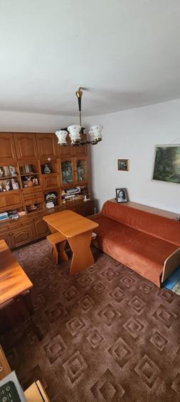 Casă cu 5 camere cu Teren 455 Mp în Central