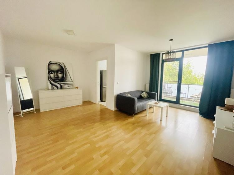 Apartament cu 2 camere semidecomandat în Central