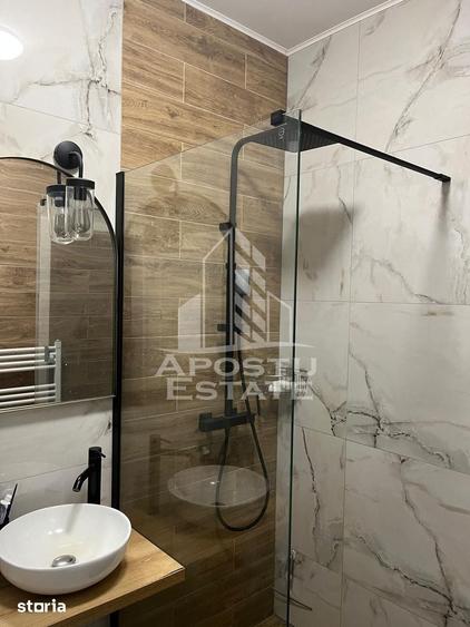 Casă cu 5 camere cu Teren 700 Mp în Șag