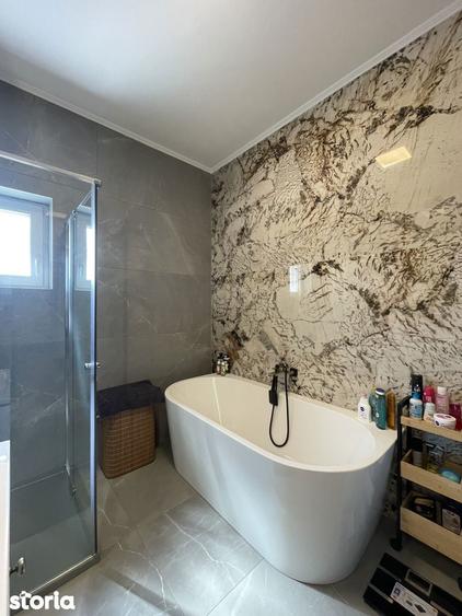 Apartament cu 3 camere în Ultracentral