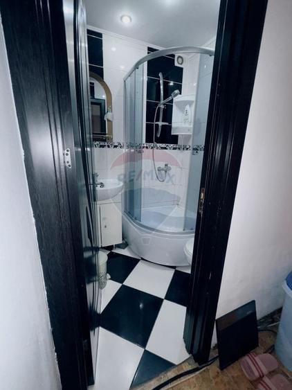 Apartament cu 4 camere decomandat, mobilat în 1 Mai