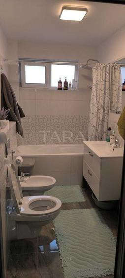 Apartament cu 3 camere decomandat, mobilat în Florești