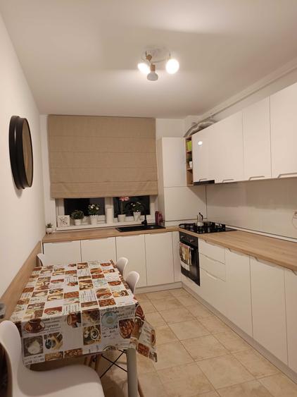 Apartament cu 2 camere decomandat în Sânpetru