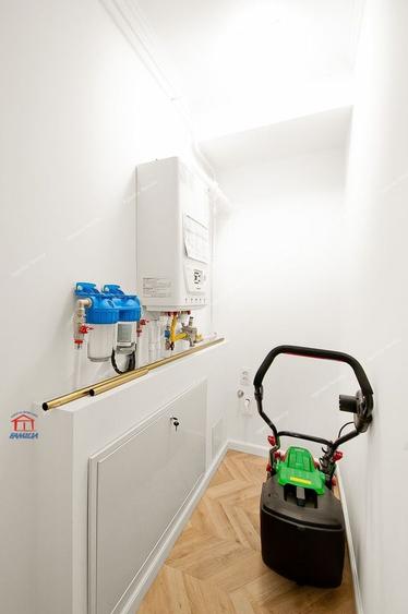 Duplex cu 3 camere cu Canalizare în Central