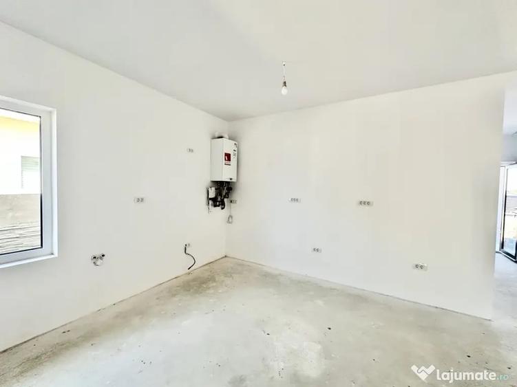 Casă cu 3 camere cu Teren 345 Mp în Moșnița Veche