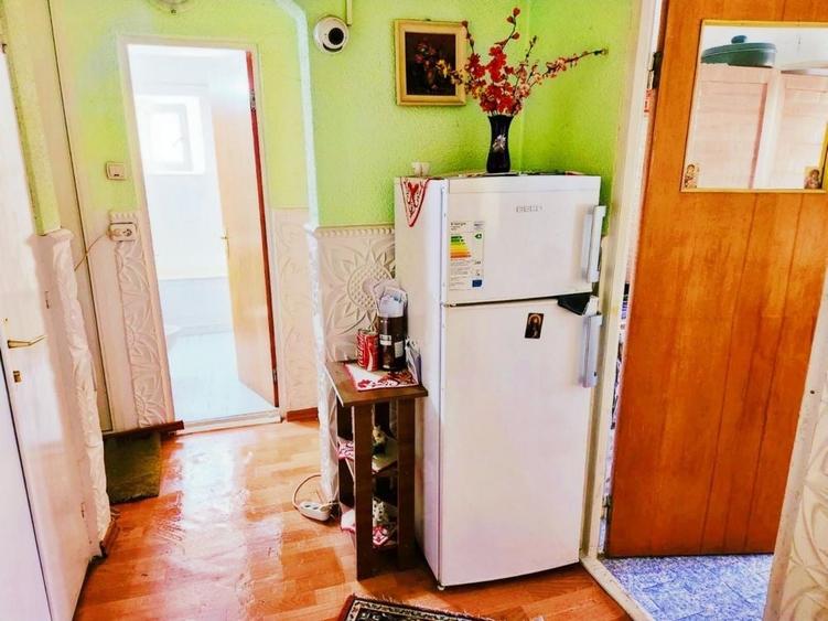 Apartament cu 2 camere decomandat în Exterior Vest