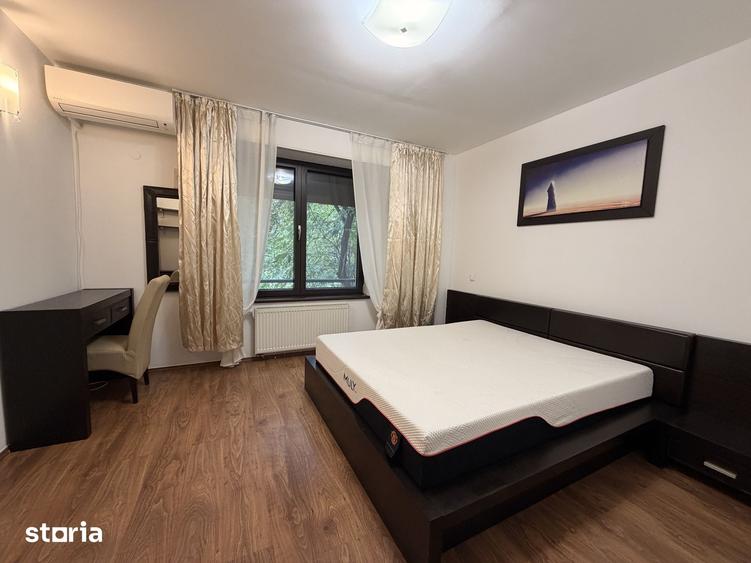 Apartament cu 3 camere în Tei