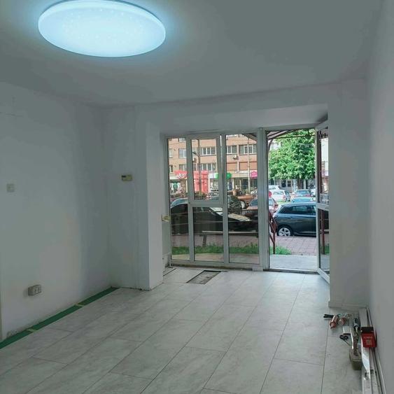 Spațiu comercial, de 25 mp, în Ultracentral