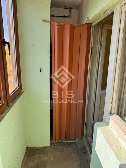 Apartament cu 3 camere decomandat în Sud-Est