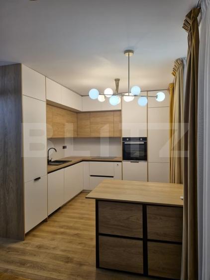 Apartament cu 3 camere semidecomandat, mobilat în Zorilor