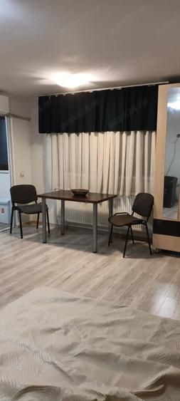 Garsonieră în 23 August (Cațelul)