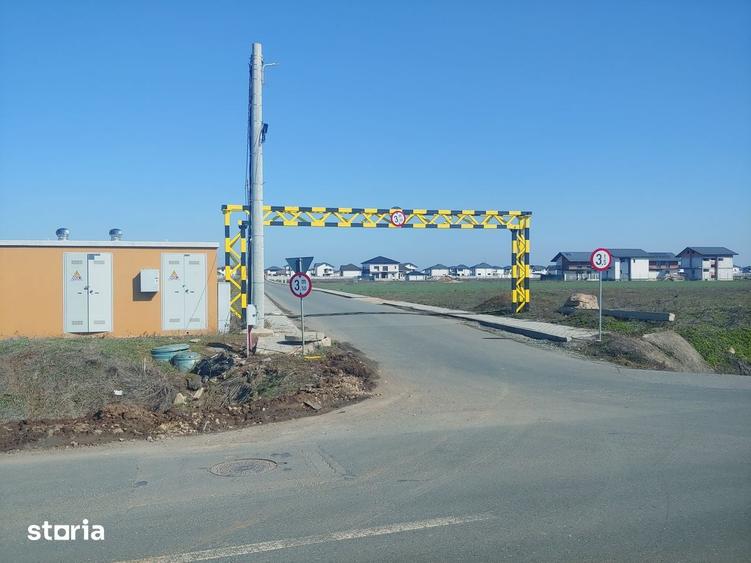 Teren de 700 mp, în Dragomirești-Vale