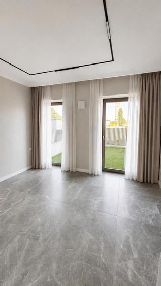 Apartament cu 3 camere decomandat, mobilat în Băneasa