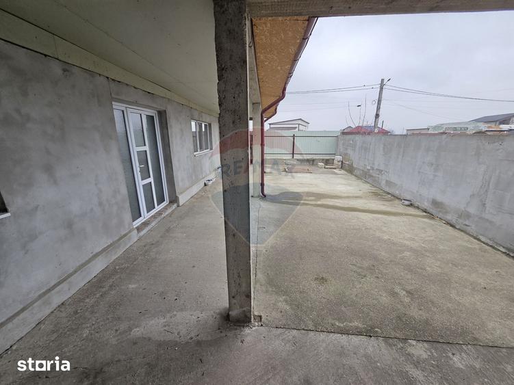 Casă cu 3 camere cu Teren 1000 Mp în Țifești