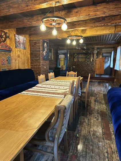 Casă cu 4 camere în Tărlungeni