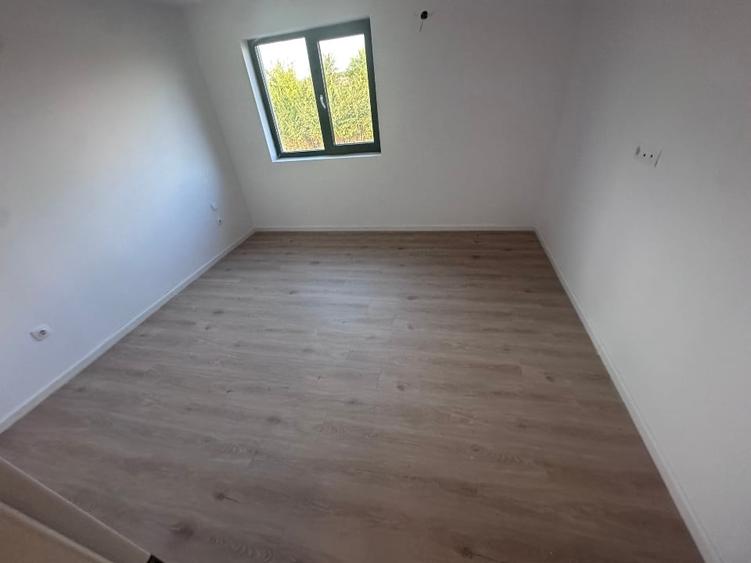 Duplex cu 4 camere cu Garaj în Corbeanca