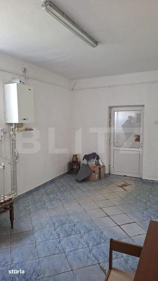 Spațiu comercial, de 24 mp, în Tractorul