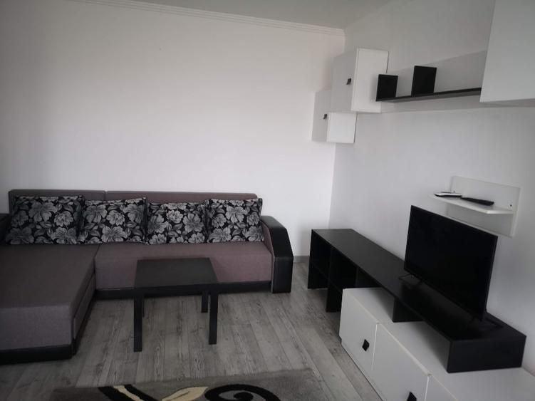 Apartament cu 2 camere decomandat în Iancului