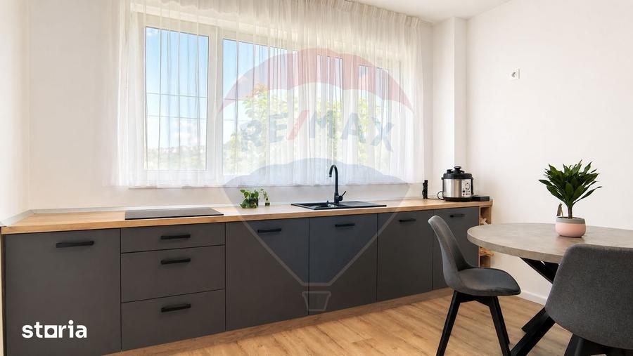 Casă cu 4 camere cu Teren 180 Mp în Borhanci