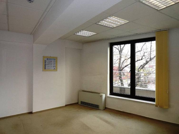 Birou, de 340 mp, în Polonă