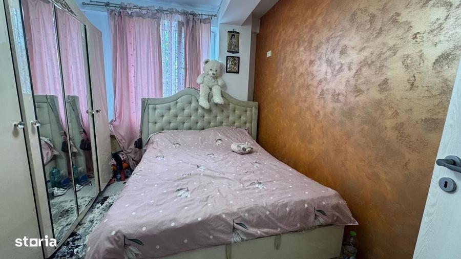Apartament cu 3 camere decomandat în Dudu