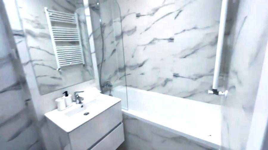 Apartament cu 2 camere decomandat în Titan