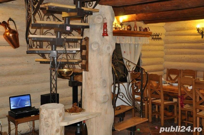 Casă cu 11 camere cu Teren 2000 Mp în Mălini