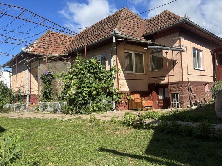 Casă cu 4 camere în Ciucea